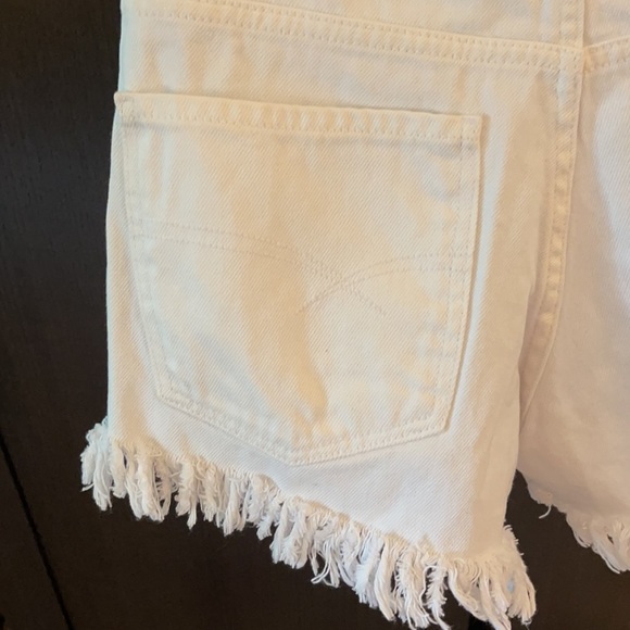Denim Co White Jeans Shorts Frayed Hem SZ4 - Picture 7 of 10
